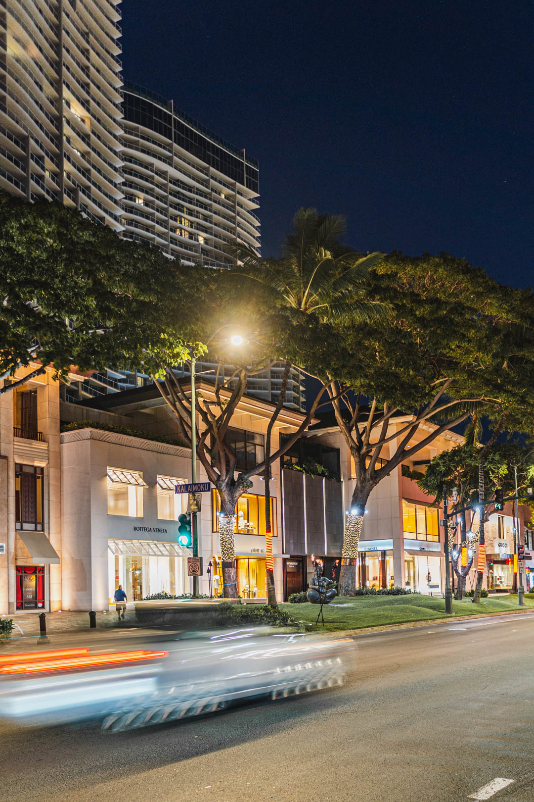 The Ultimate Guide to Luxury Shopping in Hawaii