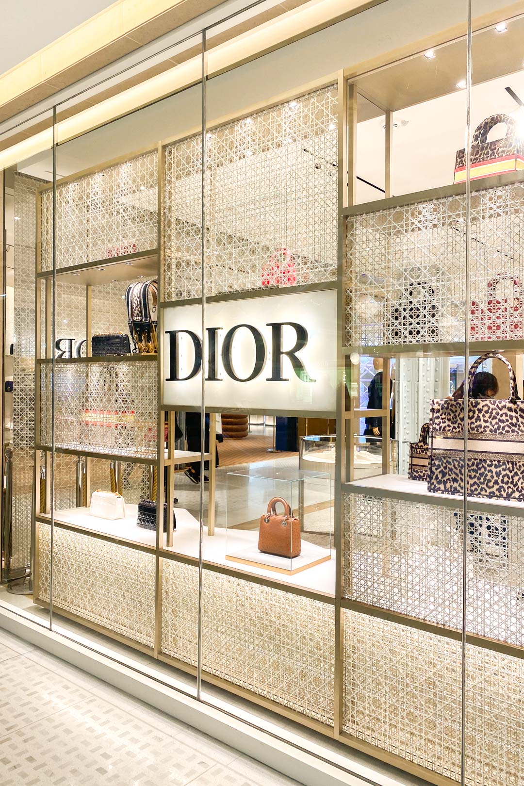 DIOR, Dior Boutique, FRANCE, Paris