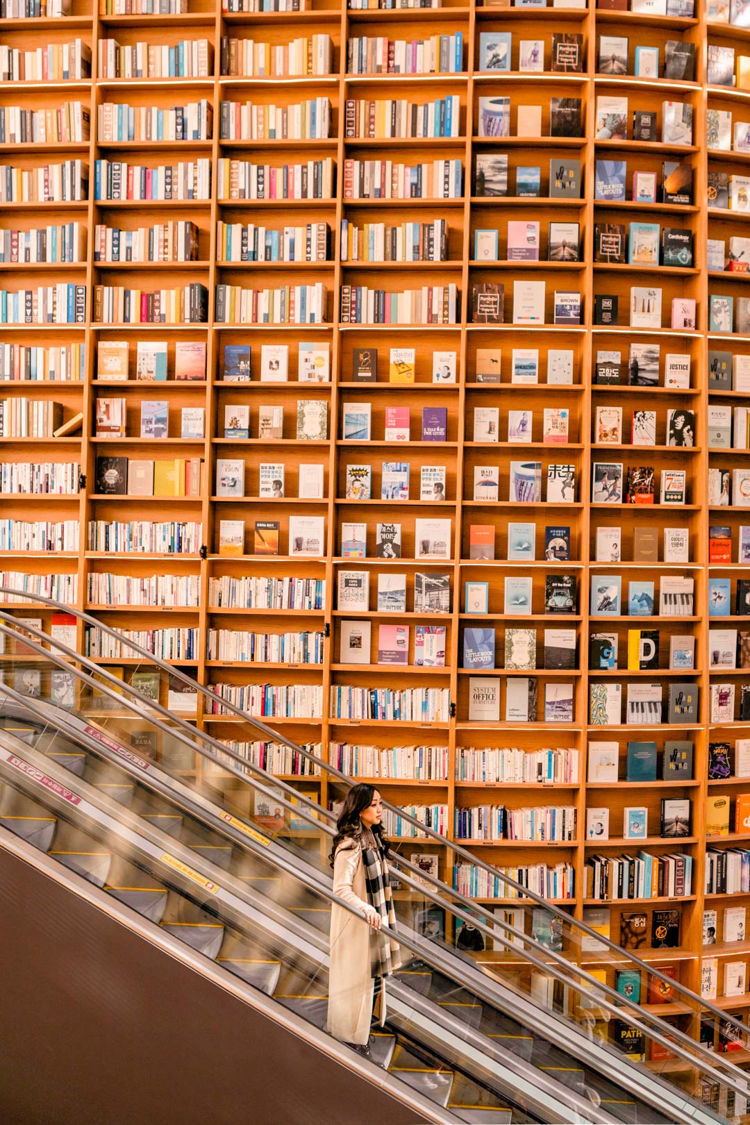 Instagram-Worthy Pictures at the Starfield Library (COEX Mall)